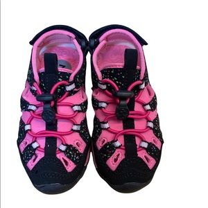 Northside Girl’s Summer Sandals ( size 7)